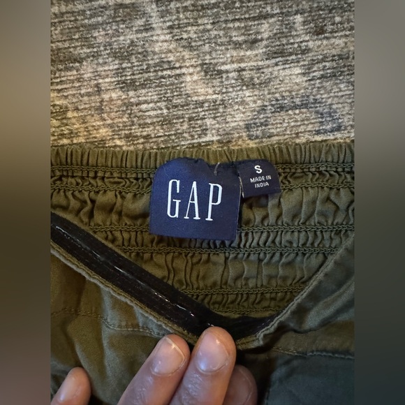 GAP Smocked Puff-Sleeve Crop Top – Size S - Picture 4 of 5